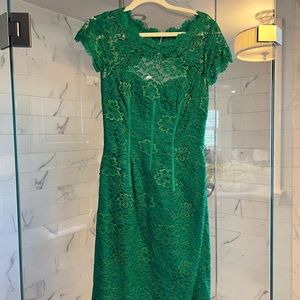ML Monique Lhuillier lace dress